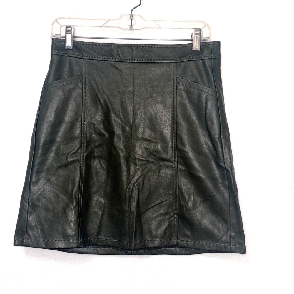Ann Taylor Loft Green Pleather Faux Leather Mini Skirt w pockets‎ women's 2